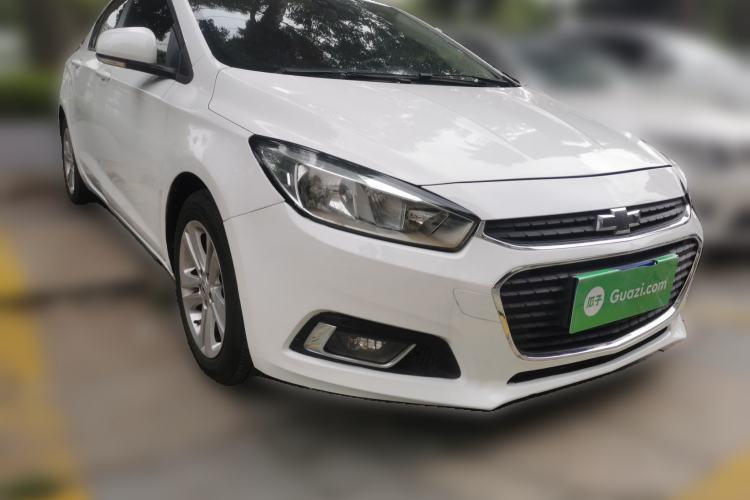 Used Chevrolet Cruze 2015 1.5L Manual Elite Edition Front Right 45 Deg
