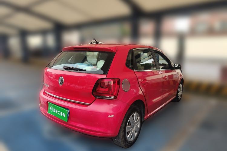 Used Volkswagen Polo 2013 1.4L Manual Fashion Edition Rear Right 45 Deg