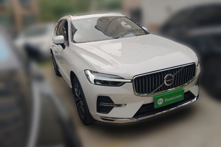 Used Volvo XC60 2022 B5 4x4 Smart Luxury Edition
