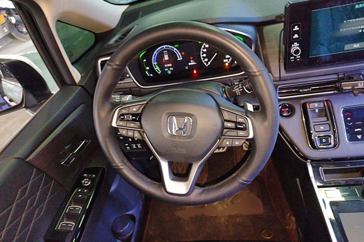 Used Honda Elysion 2024 2.0L eHEV Luxury Edition