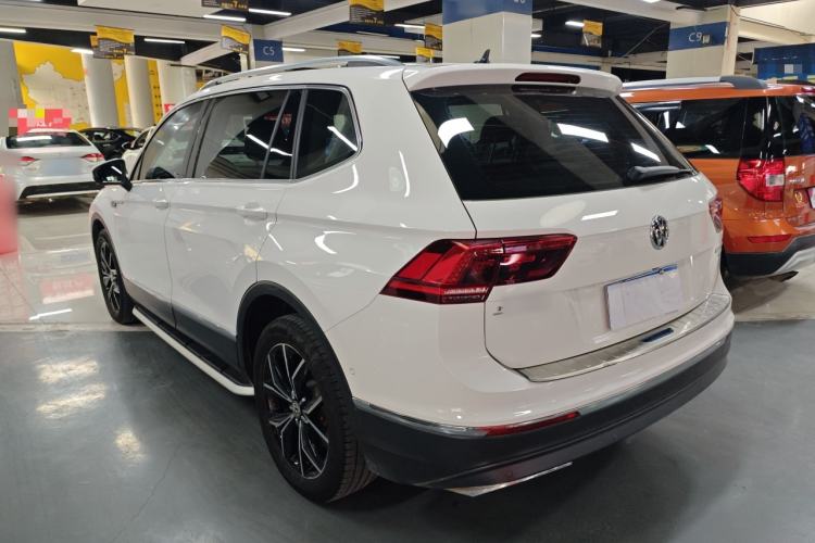 Used Volkswagen Tiguan L 2017 380TSI Automatic All-Wheel-Drive Flagship Edition
