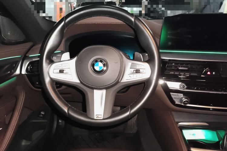 Used BMW 5 Series 2023 530Li Luxury Edition M Sport Package
