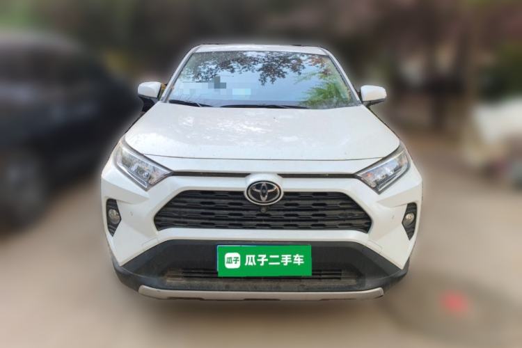 Used Toyota RAV4 2022 2.0L CVT Two-Wheel Drive Fashion Plus Edition Front