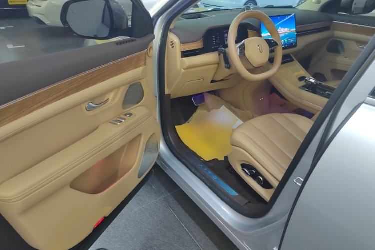 Used Hima AITO M7 2024 1.5T Rear-Drive Plus Version 5 Seats