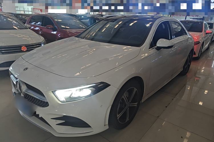 Used Mercedes-Benz A-Class 2022 Revised Version A 200 L Sport Sedan Fashionable Style Guazi used car, China used car export, Used car for sale, Used  cars, Cheapest cars for sale