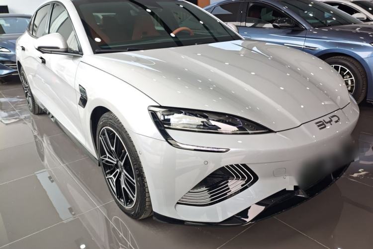 Used BYD Seal 2025 650 Long-Range Version
