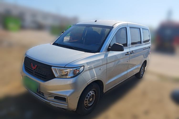 Used Wuling Hongguang V 2019 1.5L Jingqu Version China VI LAR