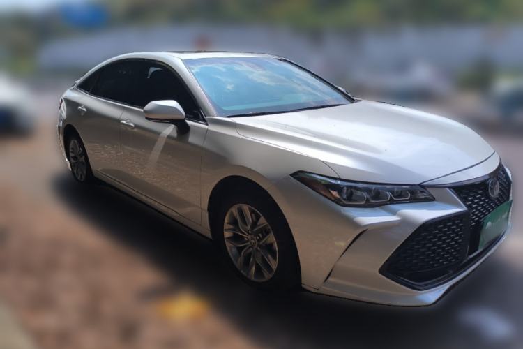Used Toyota Avalon 2019 2.0L Ambition Edition China VI Front Right 45 Deg