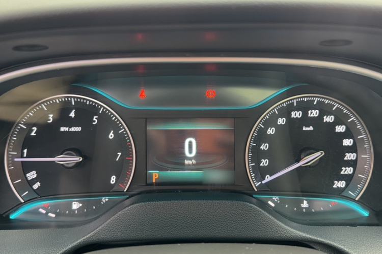 Used Buick GT 2018 15T Dual-Clutch Elite Model China V Standard Instrument Cluster