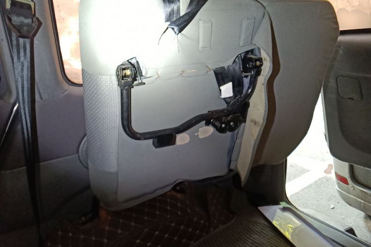 Used FORTHING Lingzhi 2014 V3 1.5L 7-Seater Comfort Model Left Rear Seat