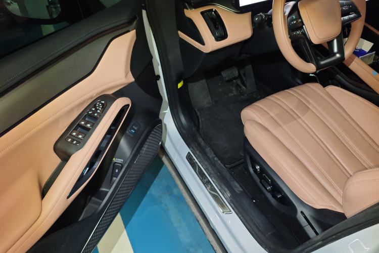 Used BYD Song L EV 2024 662 km Excellence Version
