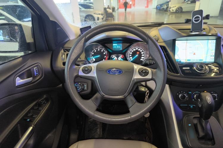 Used Ford Kuga 2013 1.6L GTDi Two-Wheel-Drive Comfort Model
