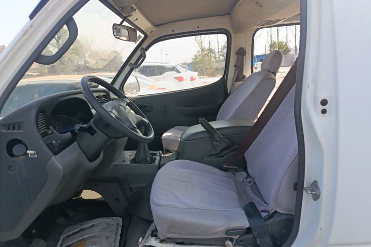 Used Jinbei Hiace 2014 2.0L 5th Generation Kuaiyunwang Business Version 4G20B
