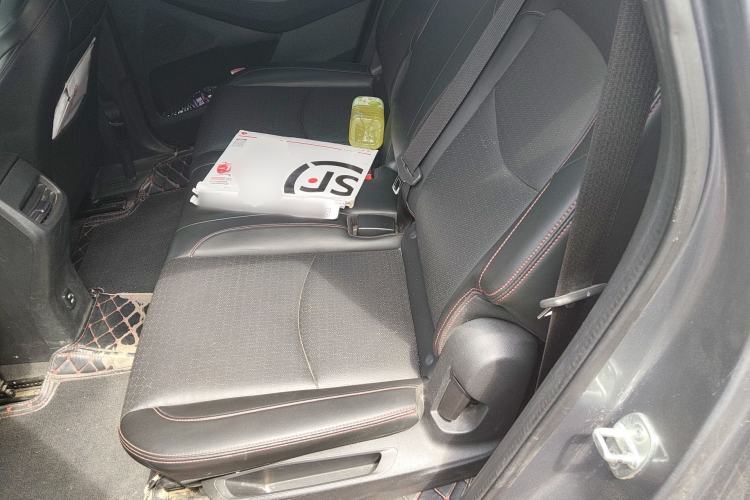 Used Chevrolet Orlando 2018 Redline 530T Automatic Enjoyment Edition (5+2 Model) – China V Standard Left Rear Seat