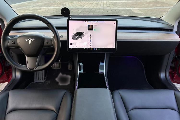 Used Tesla Model 3 2019 Long-Range Rear-Wheel-Drive Version