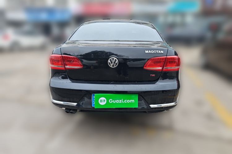 Used Volkswagen Magotan 2013 1.8TSI Luxury Model Rear