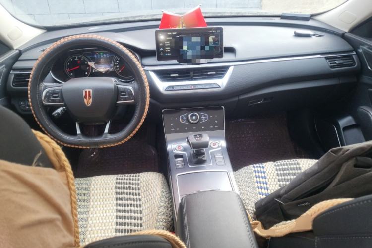 Used Hongqi H5 2022 Classic Model Facelift 1.8T Automatic Smart Connect Flagship Edition
