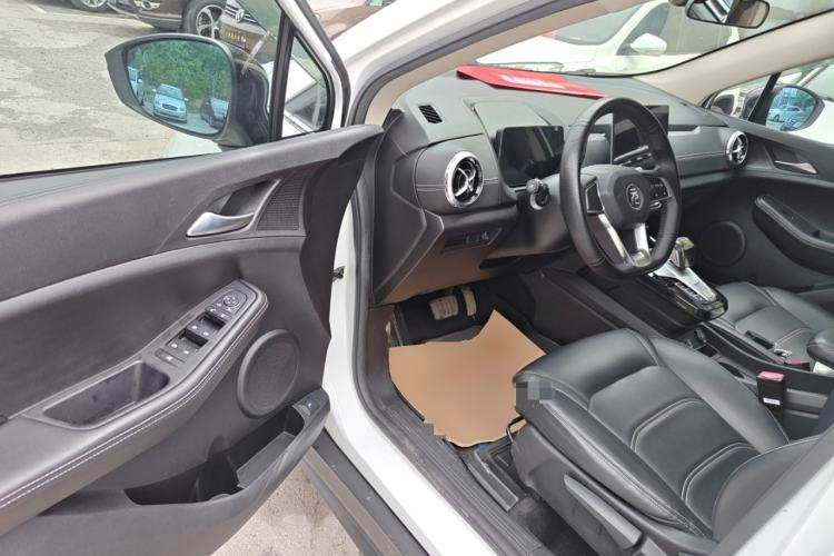 Used BYD Yuan New Energy 2019 EV535 Smart Connect Trendsetting Model Driver Seat