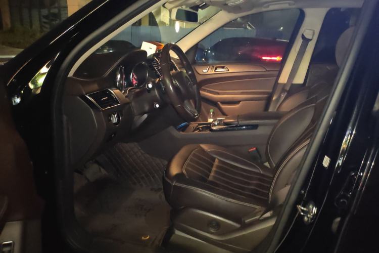 Used Mercedes-Benz GLE 2018 GLE 320 4MATIC Dynamic Edition Collector's Edition
