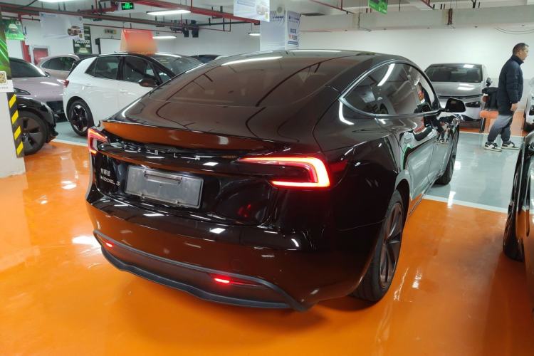 Used Tesla Model 3 2023 Rear-Wheel-Drive Version
