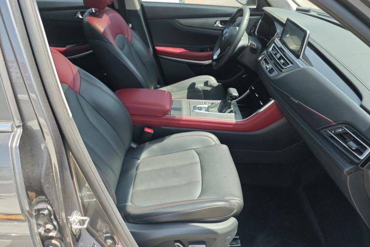 Used CHANGAN CS75 2022 Blue Whale Edition 1.5T DCT Prestige Model
