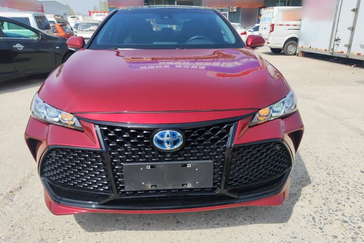 Used Toyota Avalon 2019 Dual-Engine 2.5L XLE Prestige Version China V Standard
