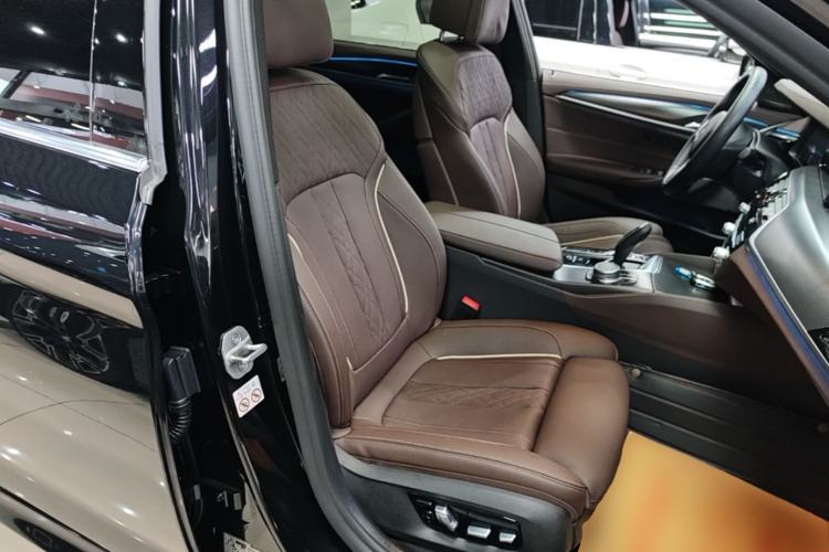 Used BMW 5 Series New Energy 2021 Restyled 535Le Pioneer Edition M Sport Package
