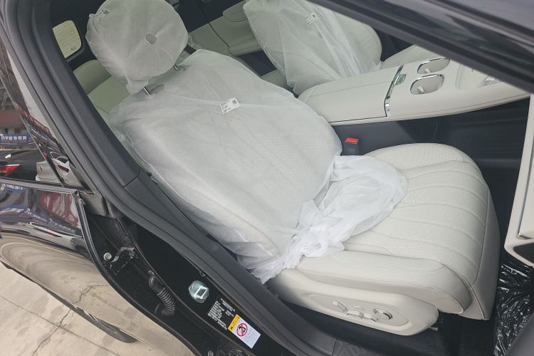 Used CHANGAN NEVO Q07 2025 215 Prestige Edition Right Front Seat