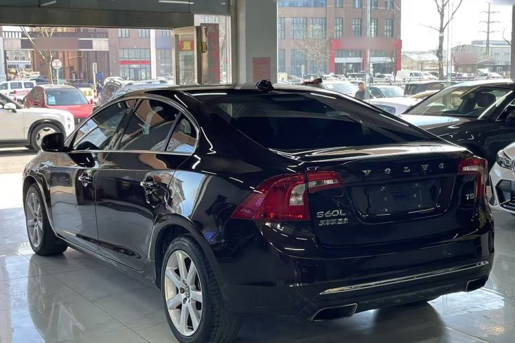 Used Volvo S60 2017 S60L T5 Intelligent Drive Edition Exterior 4