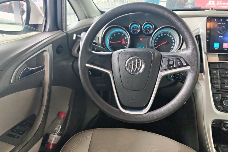 Used Buick GT 2013 XT 1.6L Manual Entry-Level Model