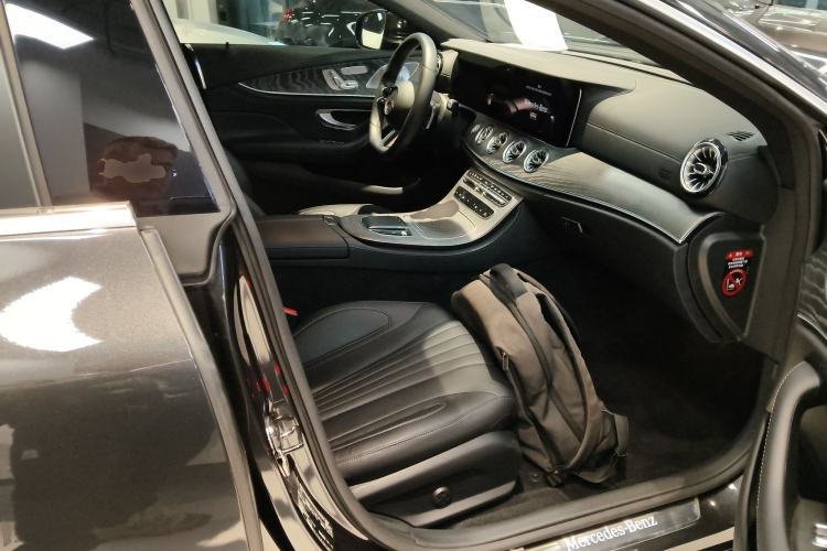 Used Mercedes-Benz CLS 2022 CLS 300 Luxury Model
