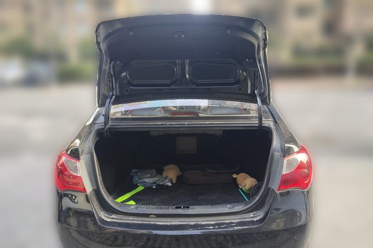 Used Hyundai Celesta 2011 1.6L Manual Luxury Model
