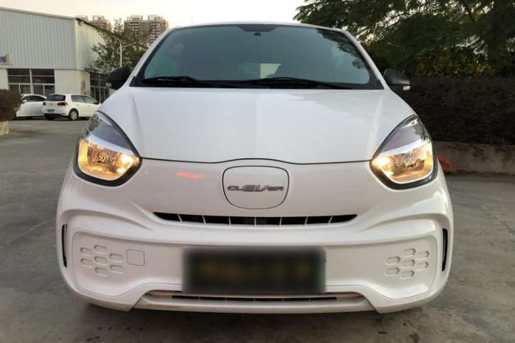 Used Roewe Clever 2021 302 km New Four-Seater Super-Efficient Version
