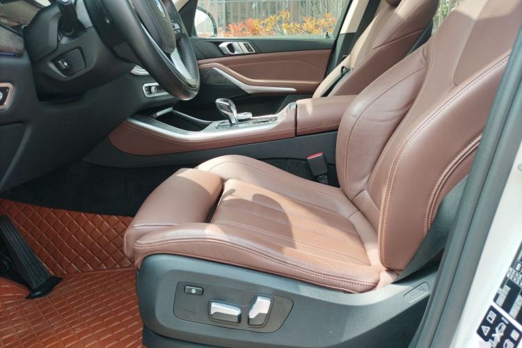 Used BMW X5 2021 xDrive30i X Design Package Left Front Seat