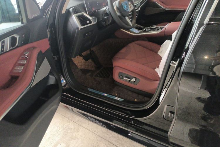 Used BMW X5 2023 xDrive 30Li Luxury M Sport Night Edition Package