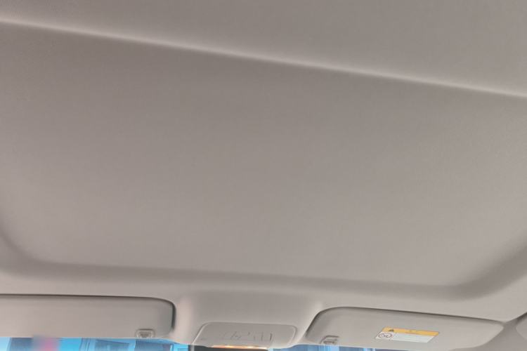 Used Buick GL8 2023 Land Executive Class Comfort Model