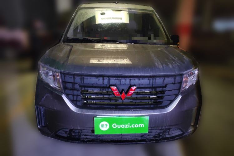 Used Wuling Hongguang PLUS 2020 1.5L Manual Standard Edition 5 Seats
