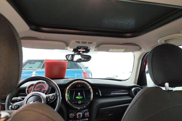 Used MINI 2019 1.5T COOPER Classic Edition Five-Door Version
