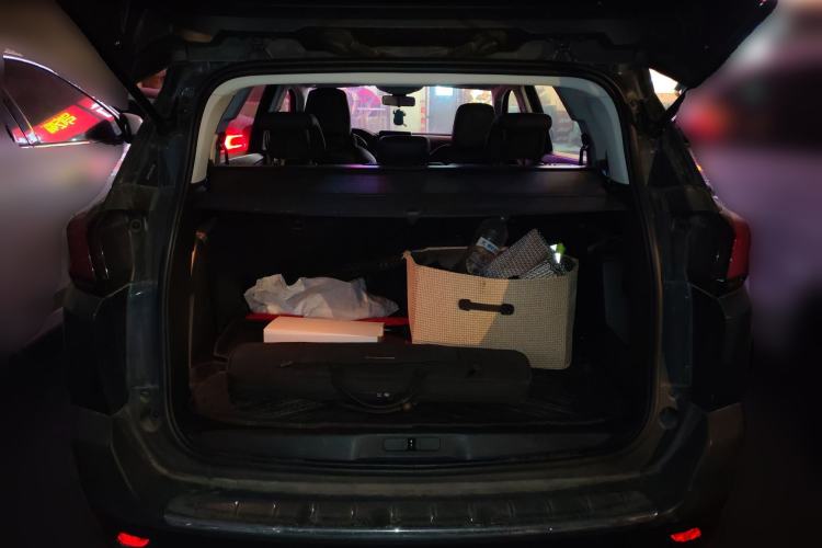 Used Peugeot 5008 2017 380THP 7-Seater Elite Edition Trunk