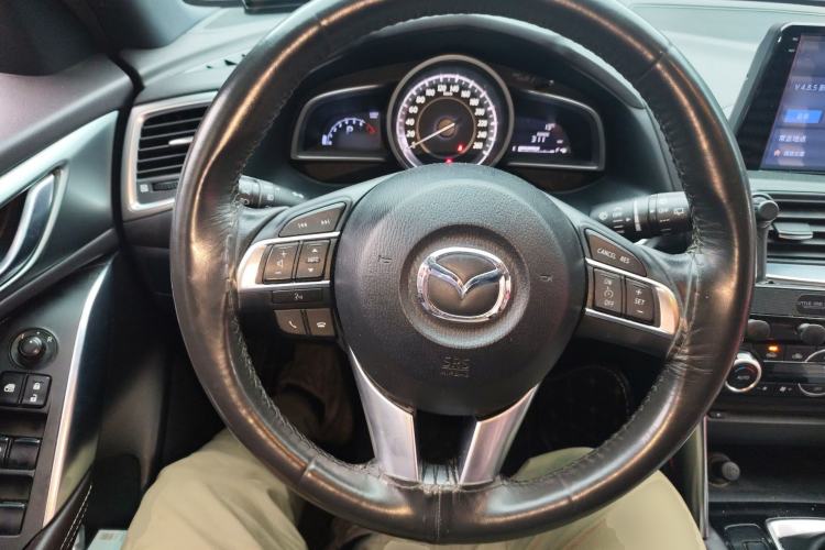Used Mazda CX-4 2016 2.0L Automatic 2WD Blue Sky Luxury Edition Steering Wheel