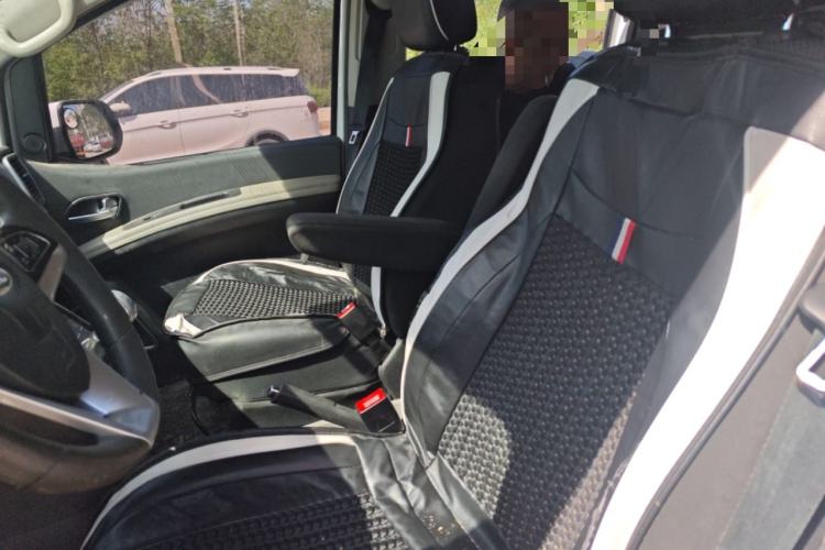 Used JAC Refine M4 2017 2.0T Manual Comfort Version
