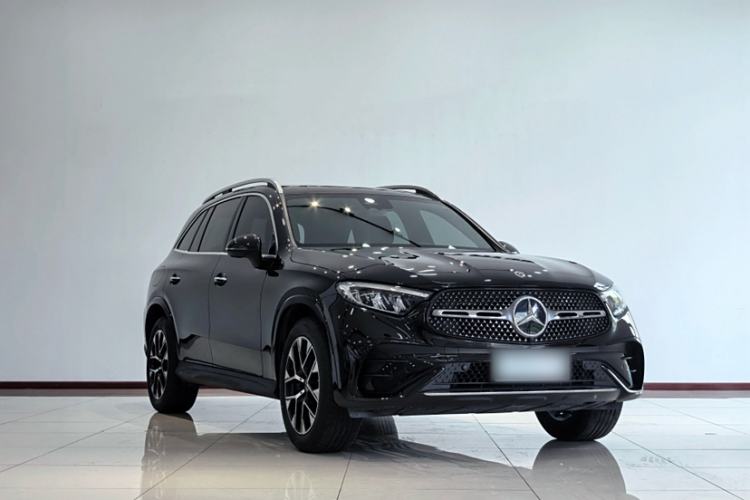 Used Mercedes-Benz GLC 2023 Facelift GLC 260 L 4MATIC Luxury Version 5 Seats