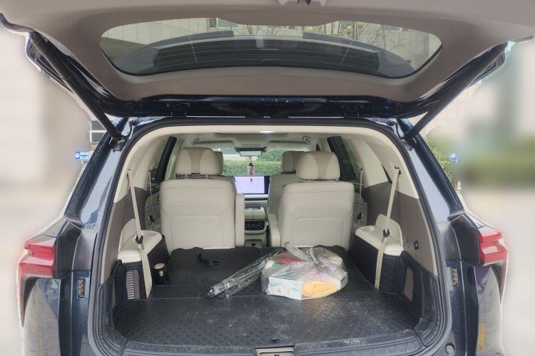 Used Wey Lanshan 2025 Four-Wheel Drive Max
