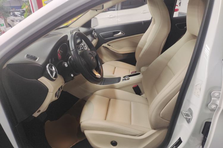 Used Mercedes-Benz GLA 2016 GLA 200 Fashion Model