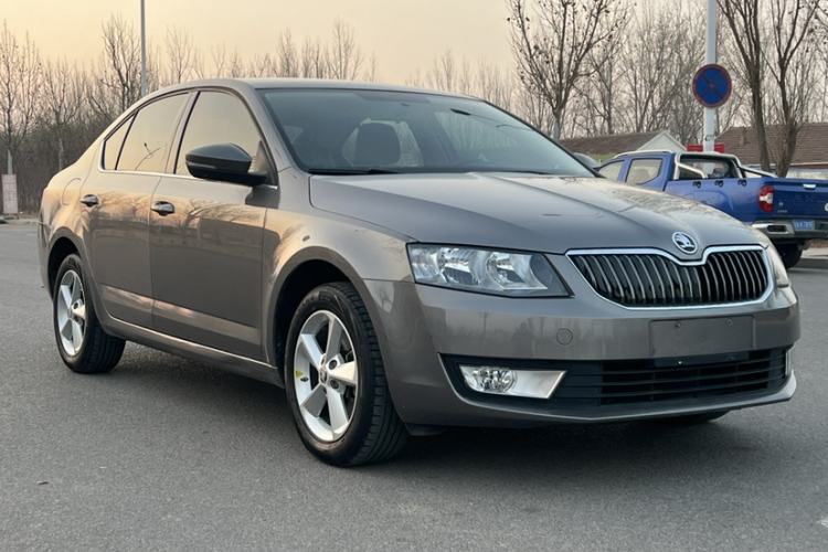 Used Skoda Octavia 2015 1.6L Automatic Yijie Edition