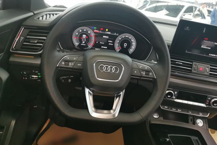 Used Audi Q5L 2023 40T Luxury Dynamic Model