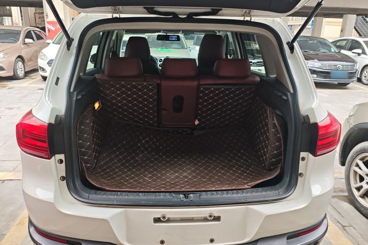 Used Volkswagen Tiguan 2016 280TSI Automatic Two-Wheel-Drive Silk Road Style Edition Trunk