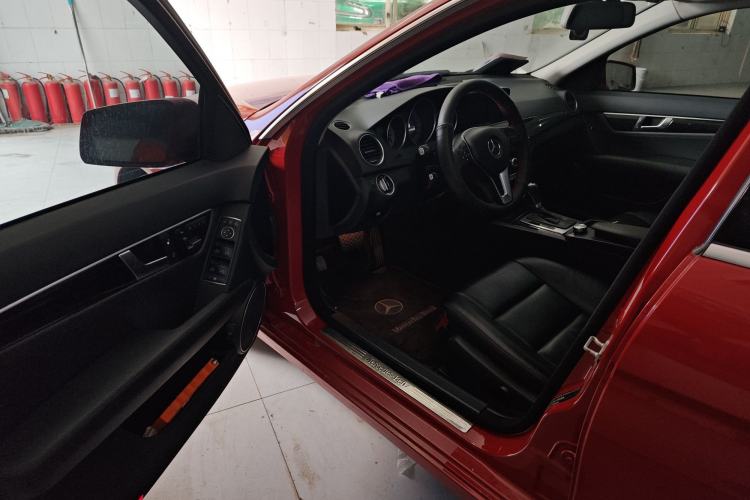 Used Mercedes-Benz C-Class 2013 C 260 CGI Fashion Model