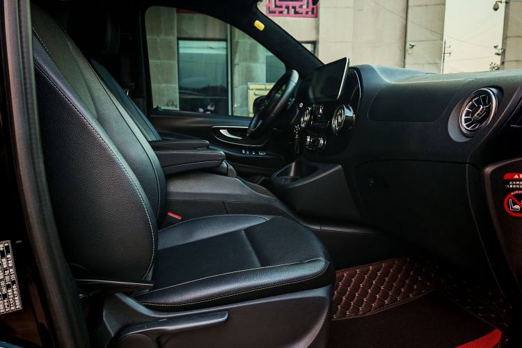 Used Mercedes-Benz Vito 2018 2.0T Business Version China VI Emission Standard