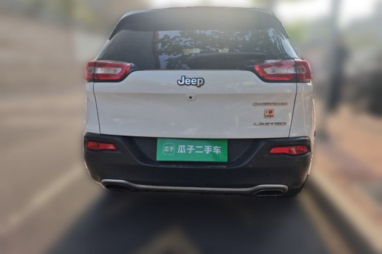 Used Jeep Cherokee 2016 2.4L Superior Edition Rear